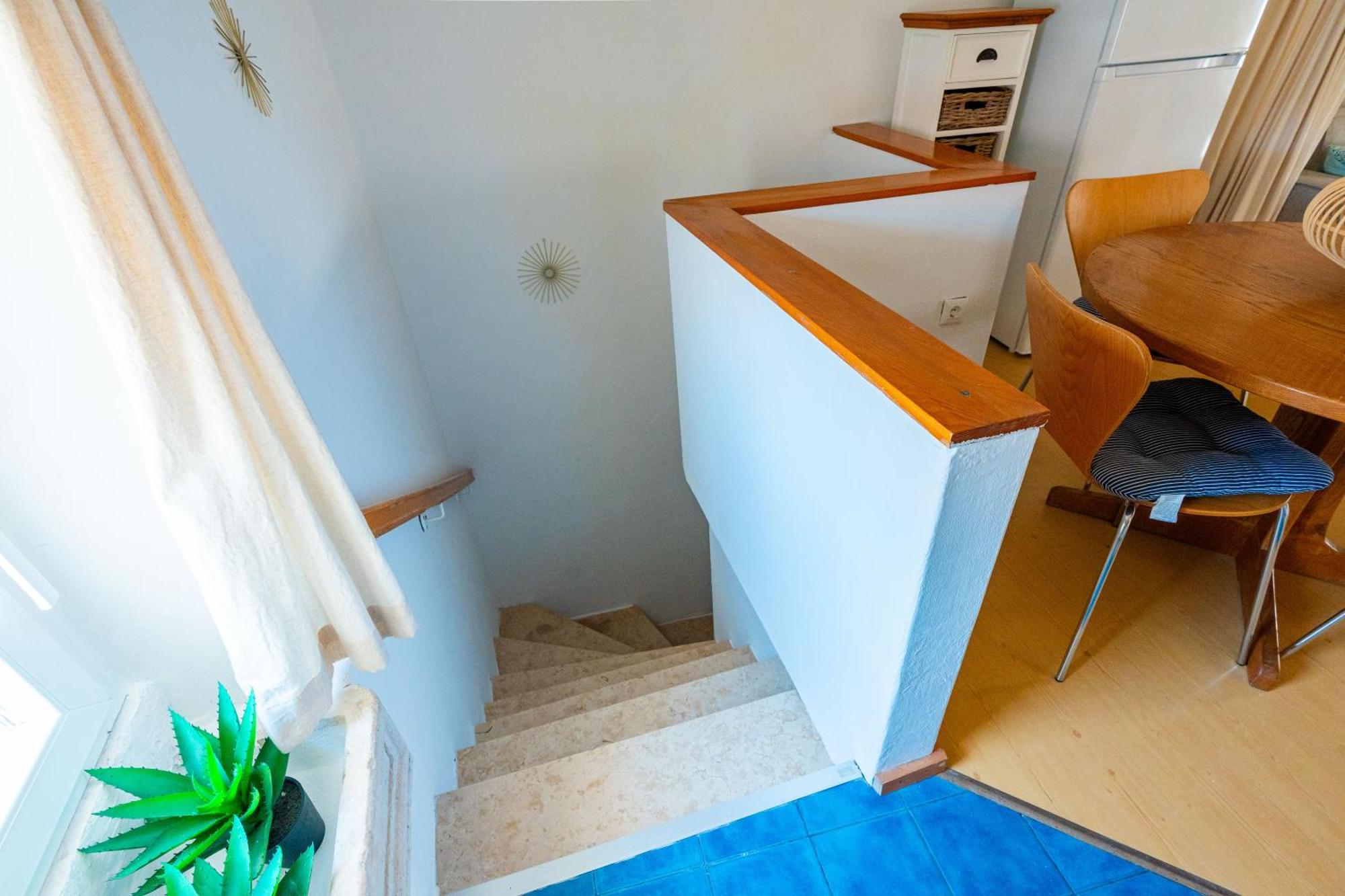 Jessica Apartment *