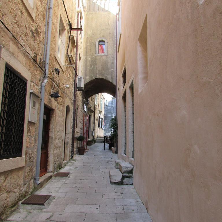 Jessica * Korcula Town